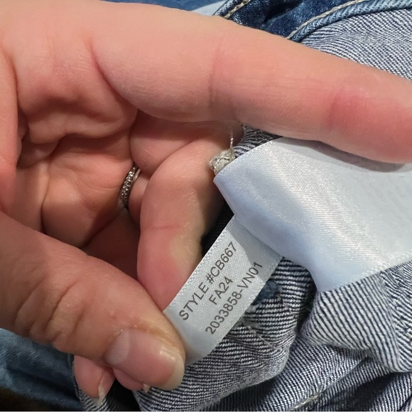 J. Crew Curvy wide leg patch pocket jean in all-day stretch - Picture 9 of 9